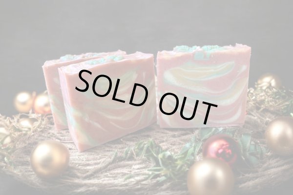 画像2: ナチュラルハンドメイドソープ Holly Christm(約105g) 発送可能日20日以降 (2)