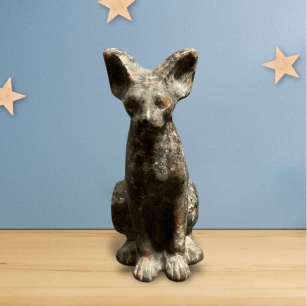 画像2: 天然石 おすまし猫ちゃん 置物(自立型) ソーダライトNo.1 (2)