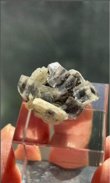 画像2: フローライト カルサイト共生　エミリオ鉱山 スペイン産 (2)