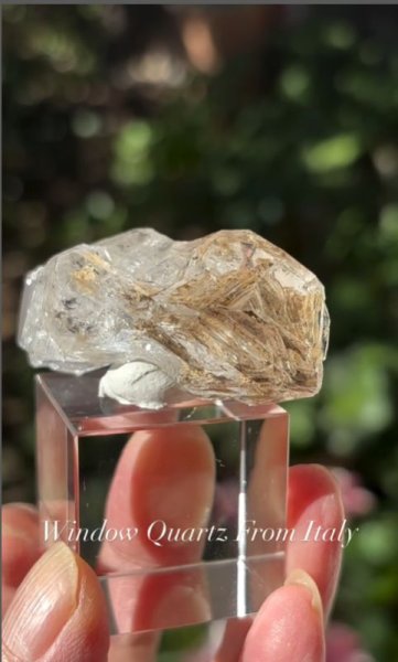 画像2: ウィンドウクォーツ　イタリア産 (2)