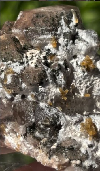 画像4: ヒマラヤンスモーキークォーツクラスター カルサイト パイライト共生　カイラス山 チベット産 ( Himalayan Smoky Quartz Cluster, Calsite Pyrite, Mount Kailash, Western Tibetan Plateau, Tibet ) (4)