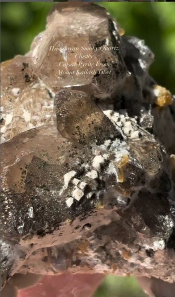 画像3: ヒマラヤンスモーキークォーツクラスター カルサイト パイライト共生　カイラス山 チベット産 ( Himalayan Smoky Quartz Cluster, Calsite Pyrite, Mount Kailash, Western Tibetan Plateau, Tibet ) (3)