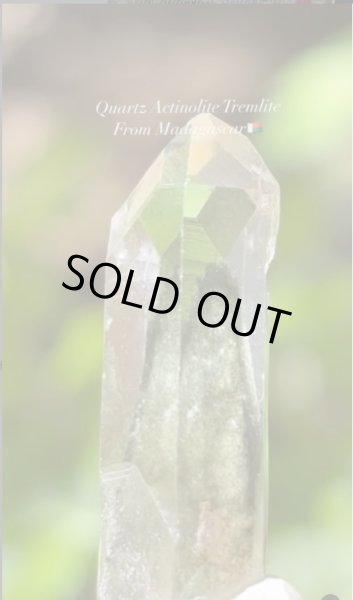 画像4: ファントムクォーツ ( 水晶　アクチノライト　トレモライト )　マダガスカル産 (4)